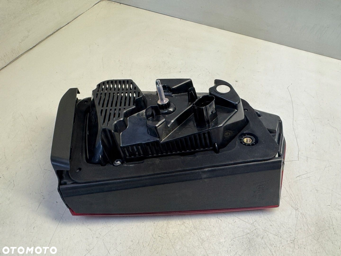 AUDI A6 C7 KOMBI LIFT LAMPA PRAWY TYŁ W KLAPĘ LED 6 PIN - 10