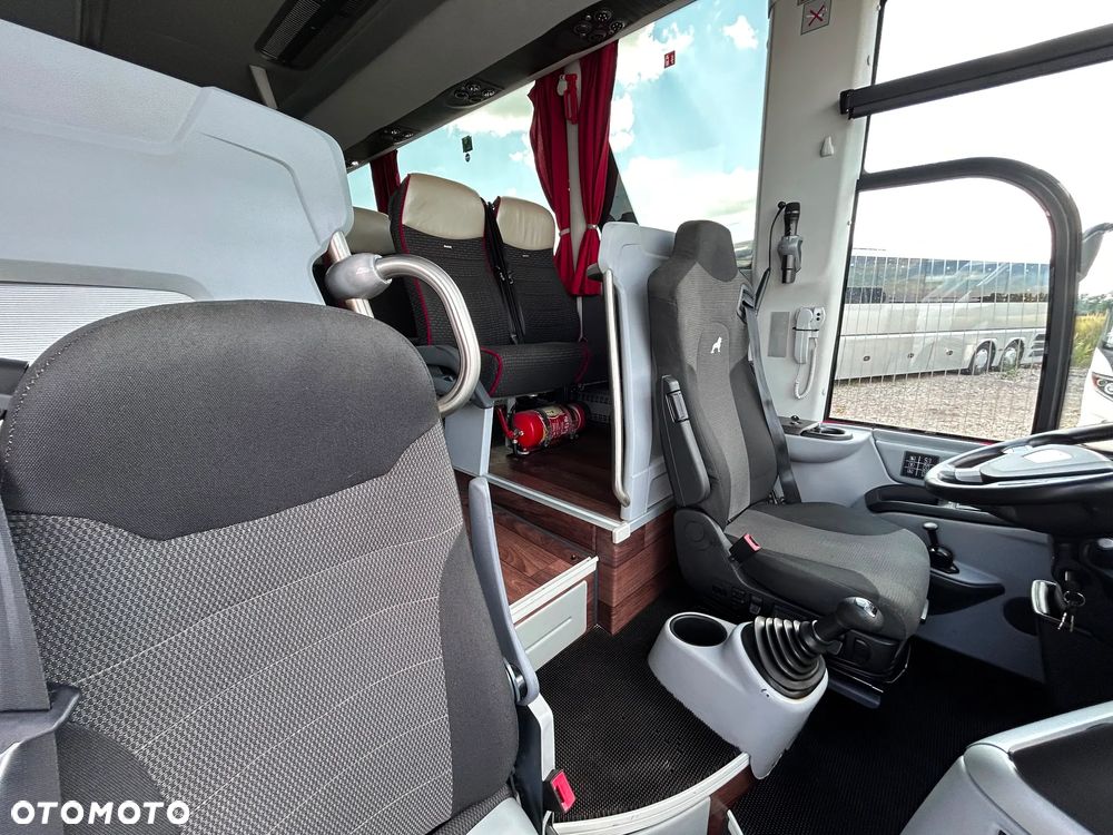 MAN Lion's Coach - 16