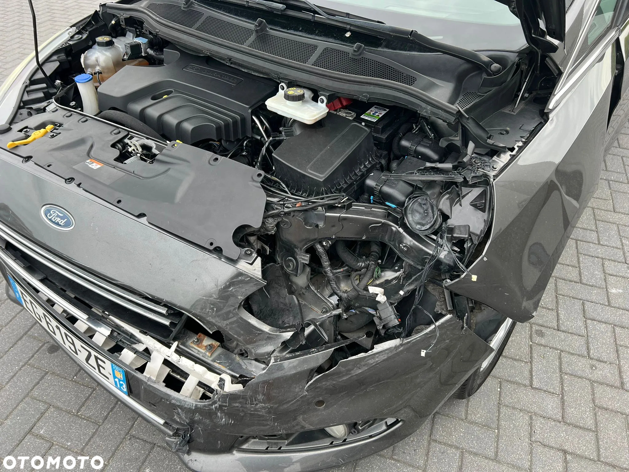 Ford S-Max - 12