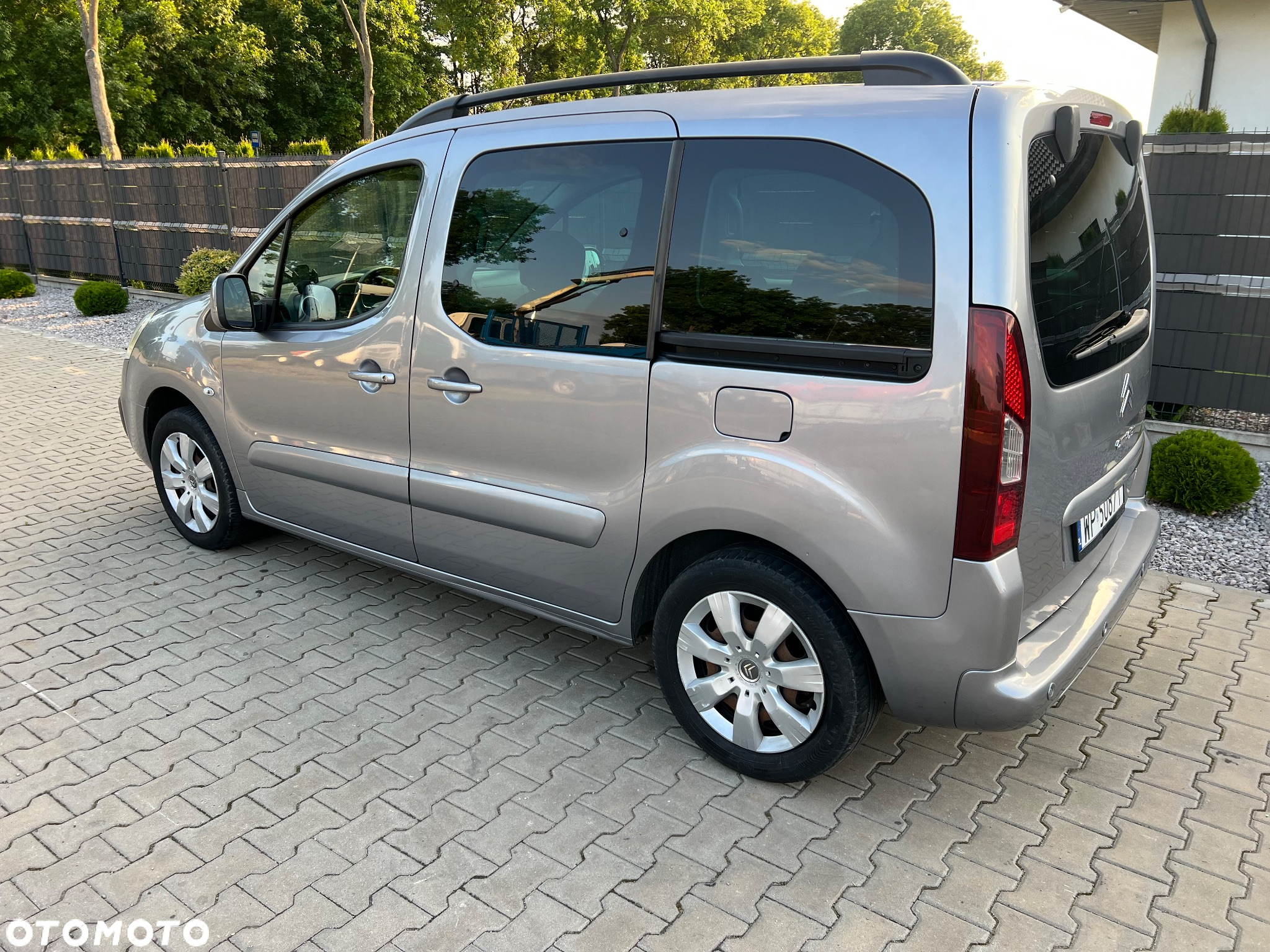 Citroën Berlingo Multispace BlueHDi 100 FEEL - 4