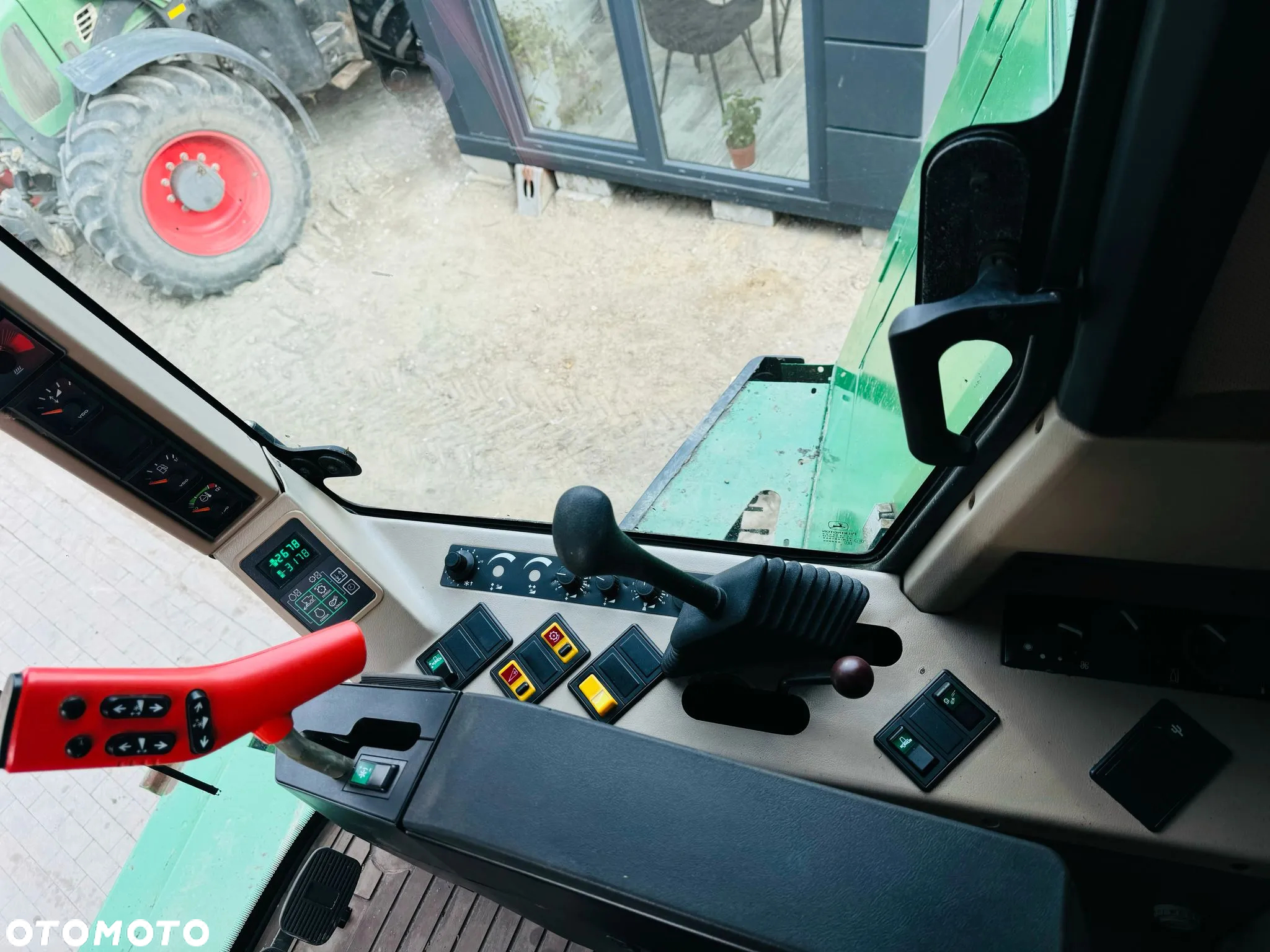 John Deere 2254 - 19