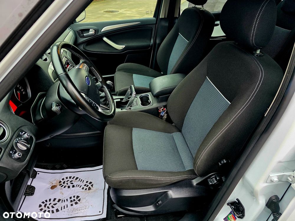 Ford S-Max 2.0 TDCi DPF Trend - 23