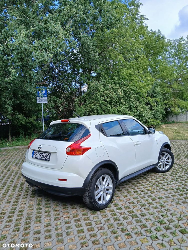 Nissan Juke 1.6 Acenta Xtronic - 4
