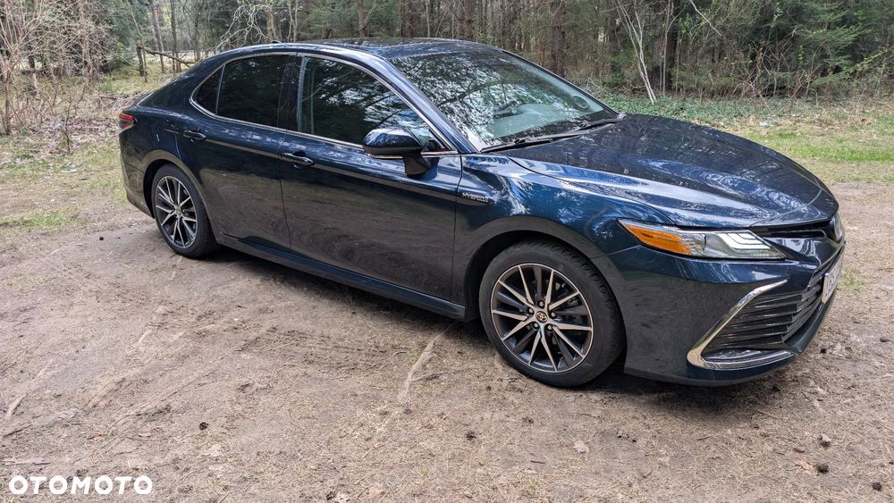 Toyota Camry Executive - 11