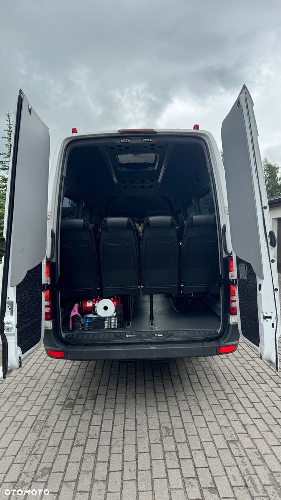 Mercedes-Benz Sprinter - 5