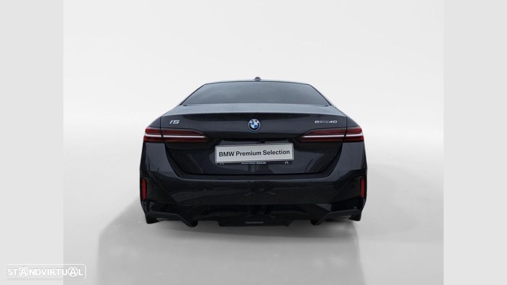 BMW i5 eDrive40 Pack Desportivo M - 5