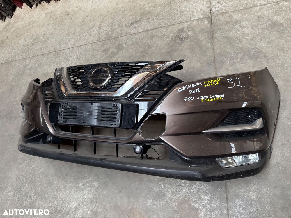Bara fata cu grila si camera NISSAN QASHQAI facelift an 2017-2020 - 2