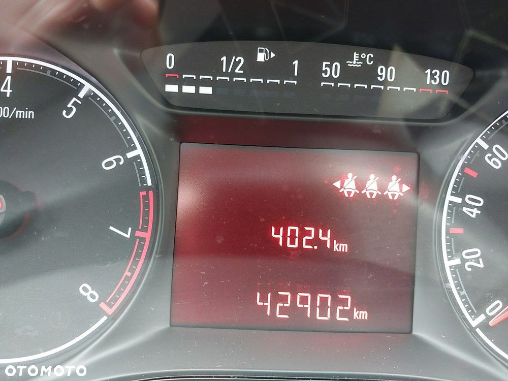 Opel Corsa 1.4 Enjoy - 26