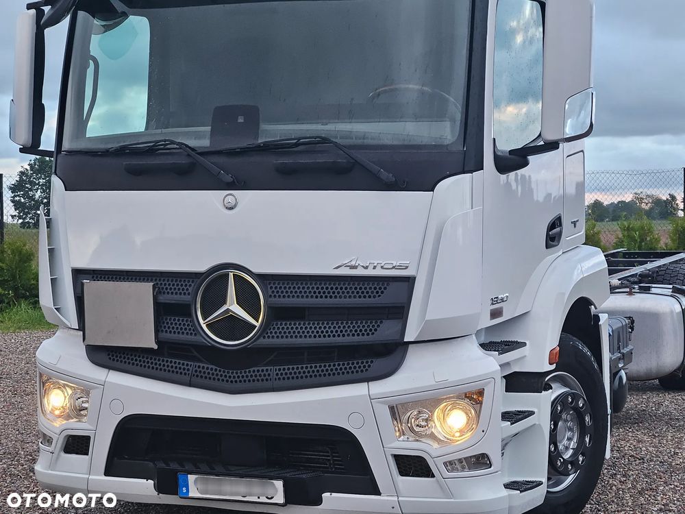 Mercedes-Benz Antos - 21