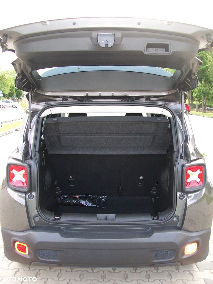 Jeep Renegade 1.6 E-TorQ Sport FWD - 35