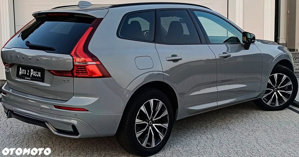 Volvo XC 60 B4 D Geartronic RDesign - 12