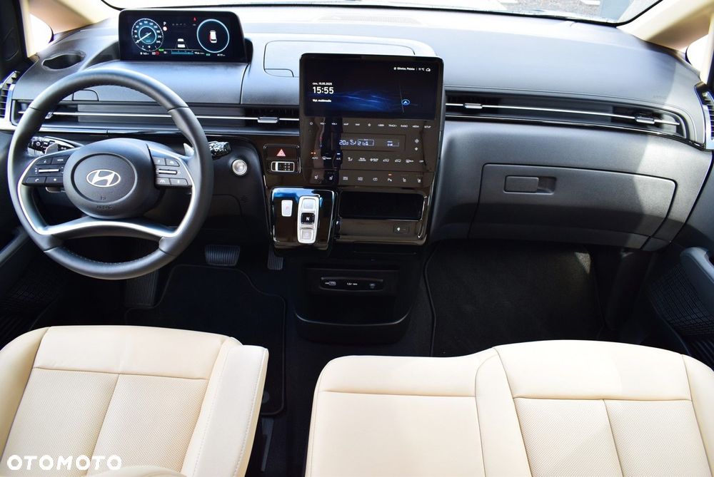Hyundai Staria - 11