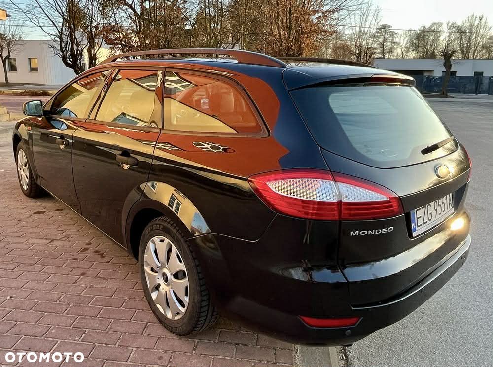 Ford Mondeo 2.0 Trend - 11
