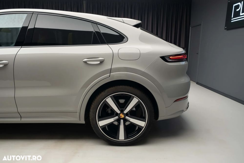 Porsche Cayenne Coupe E-Hybrid Tiptronic S - 12