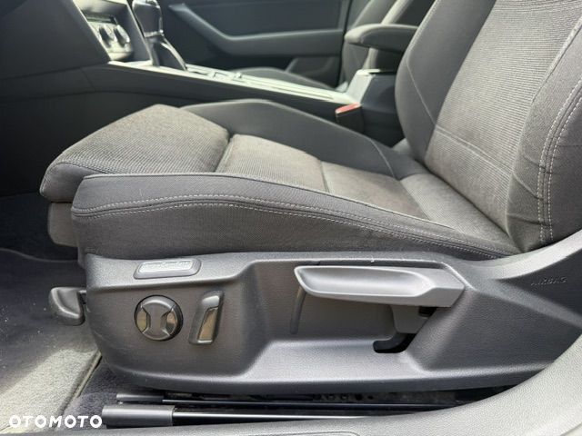 Volkswagen Passat 2.0 TDI BMT Comfortline - 12