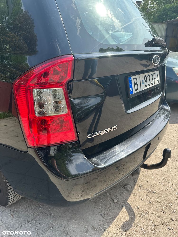 Kia Carens 2.0 CRDi Freedom - 16