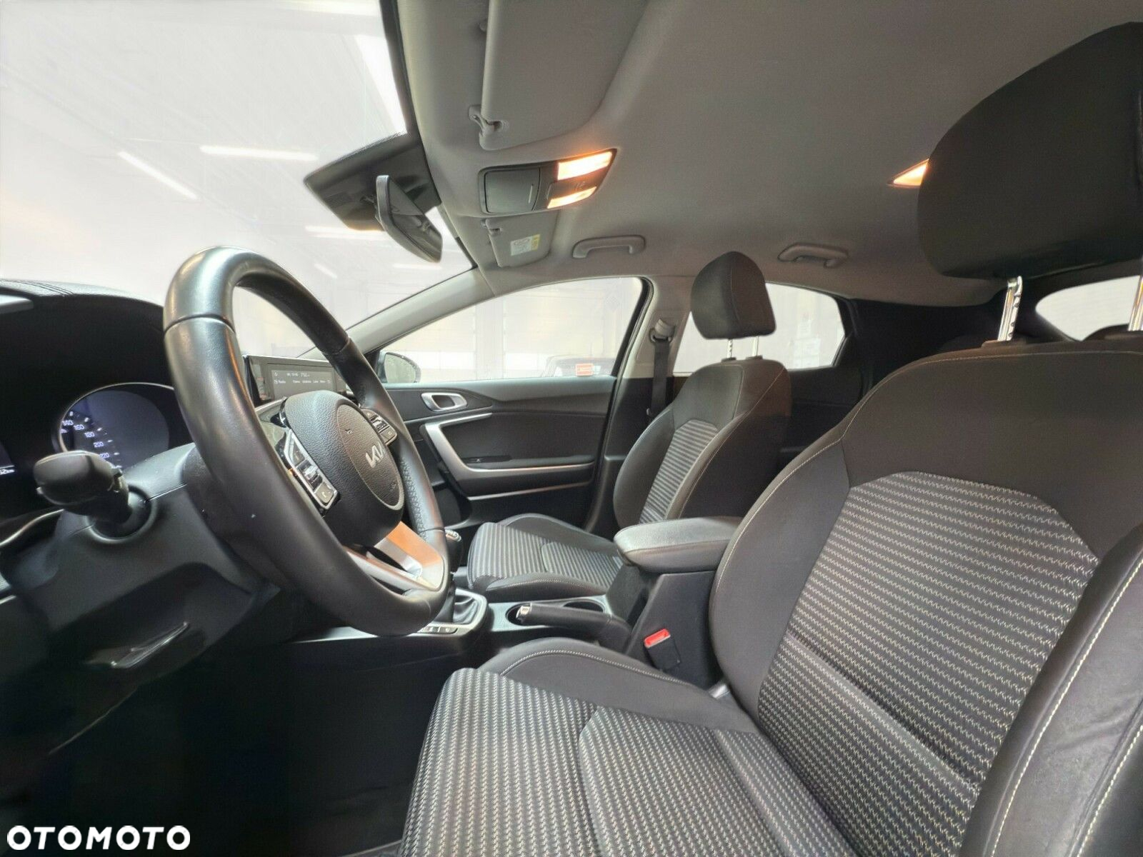 Kia XCeed 1.5 T-GDI L - 17