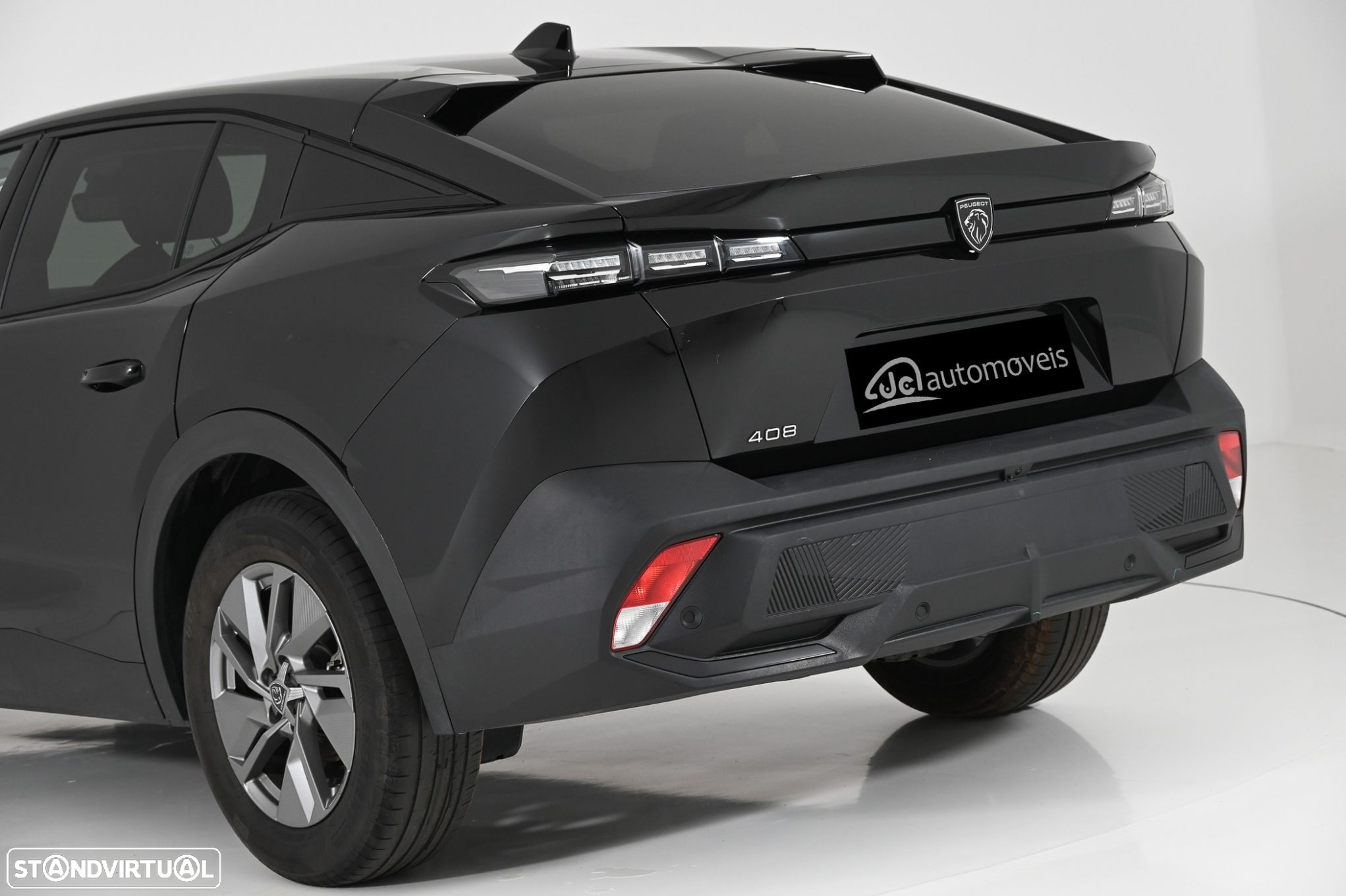 Peugeot 408 1.2 PureTech Allure Pack EAT8 - 10