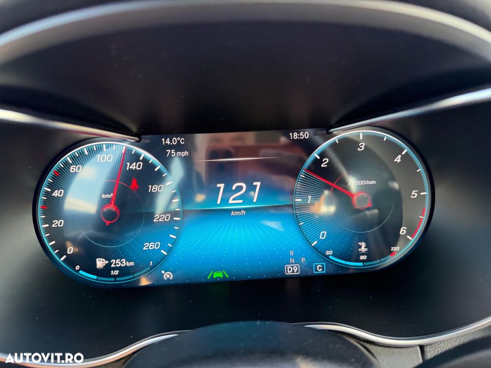 Mercedes-Benz C - 10