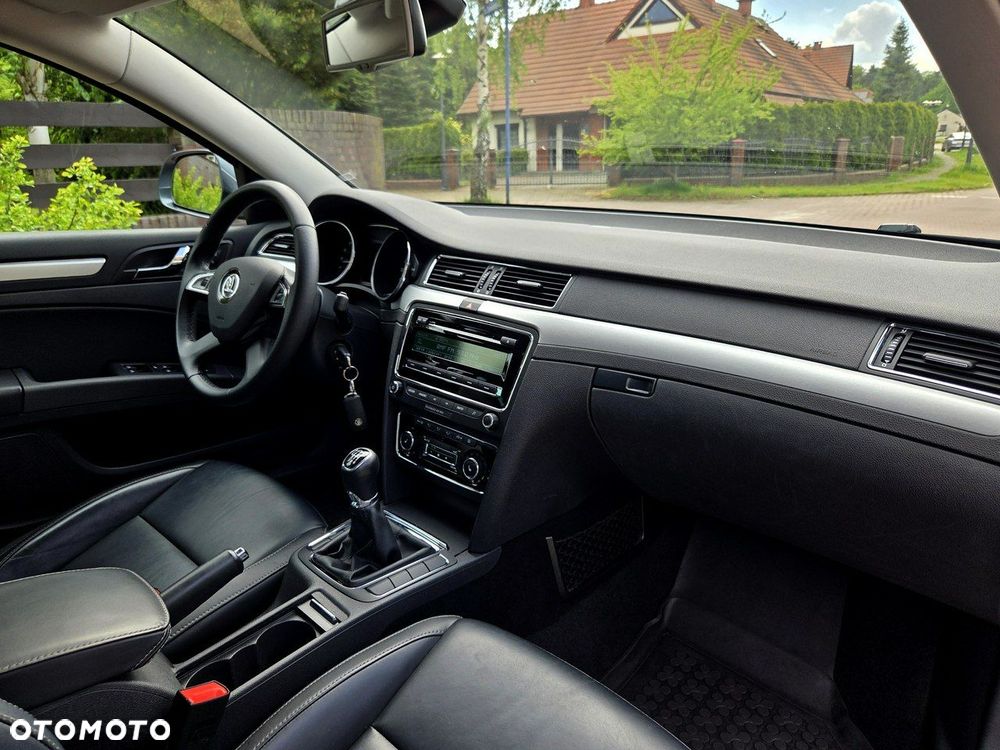 Skoda Superb 2.0 TDI Business - 6