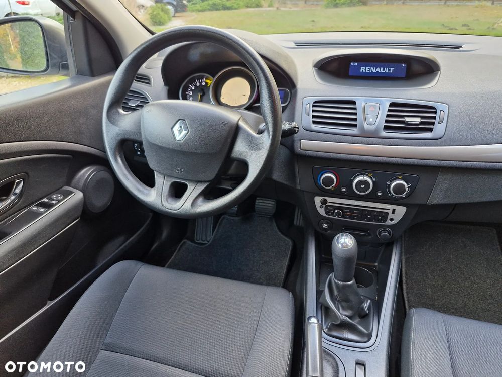 Renault Megane 1.6 16V 100 Expression - 10
