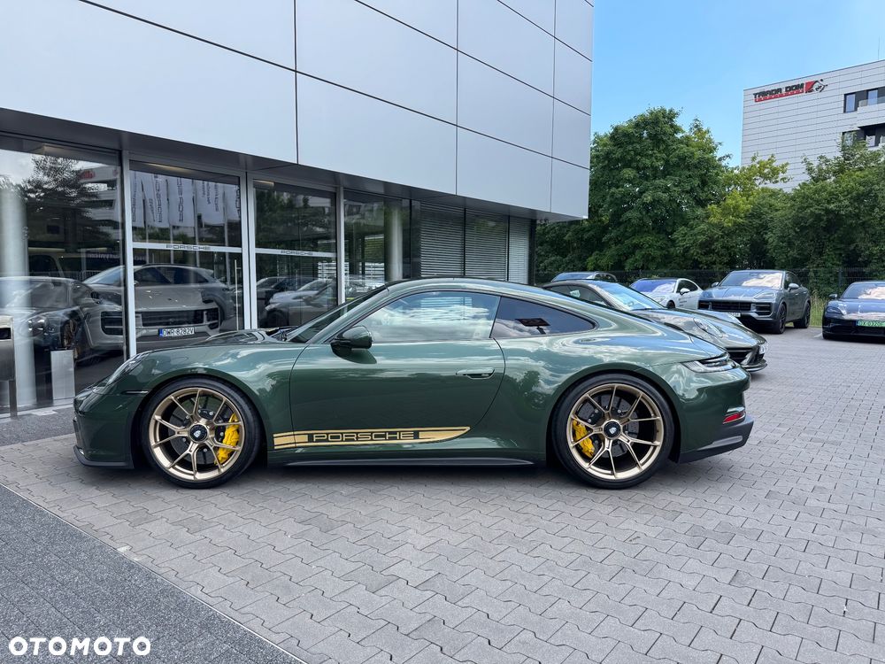 Porsche 911 GT3 Touring PDK - 11