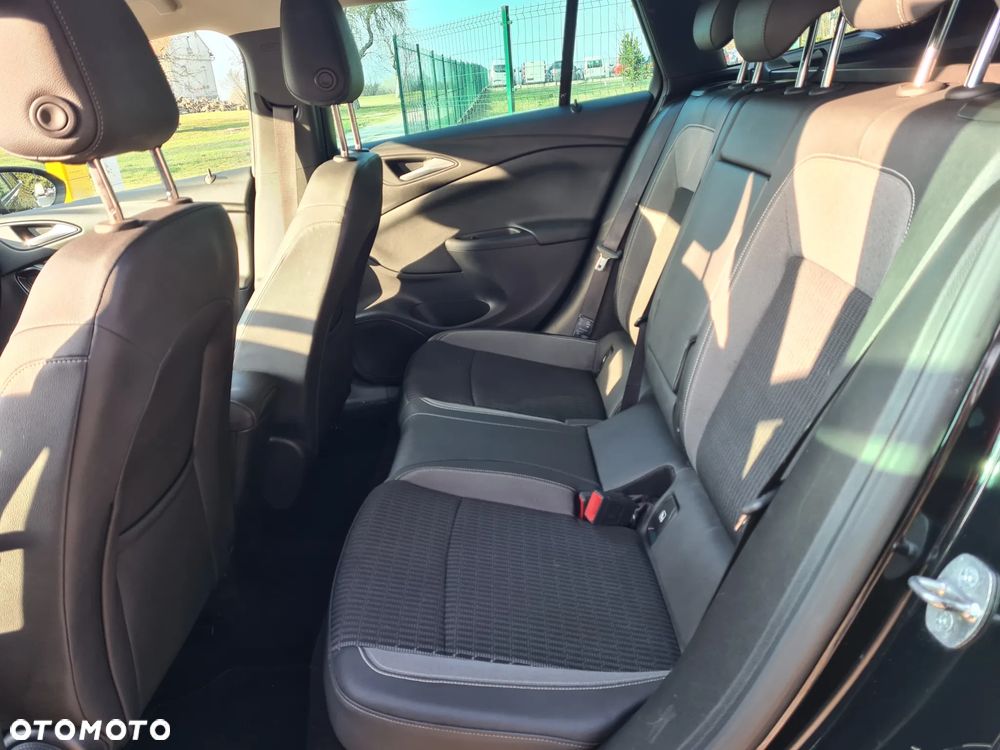 Opel Astra - 11