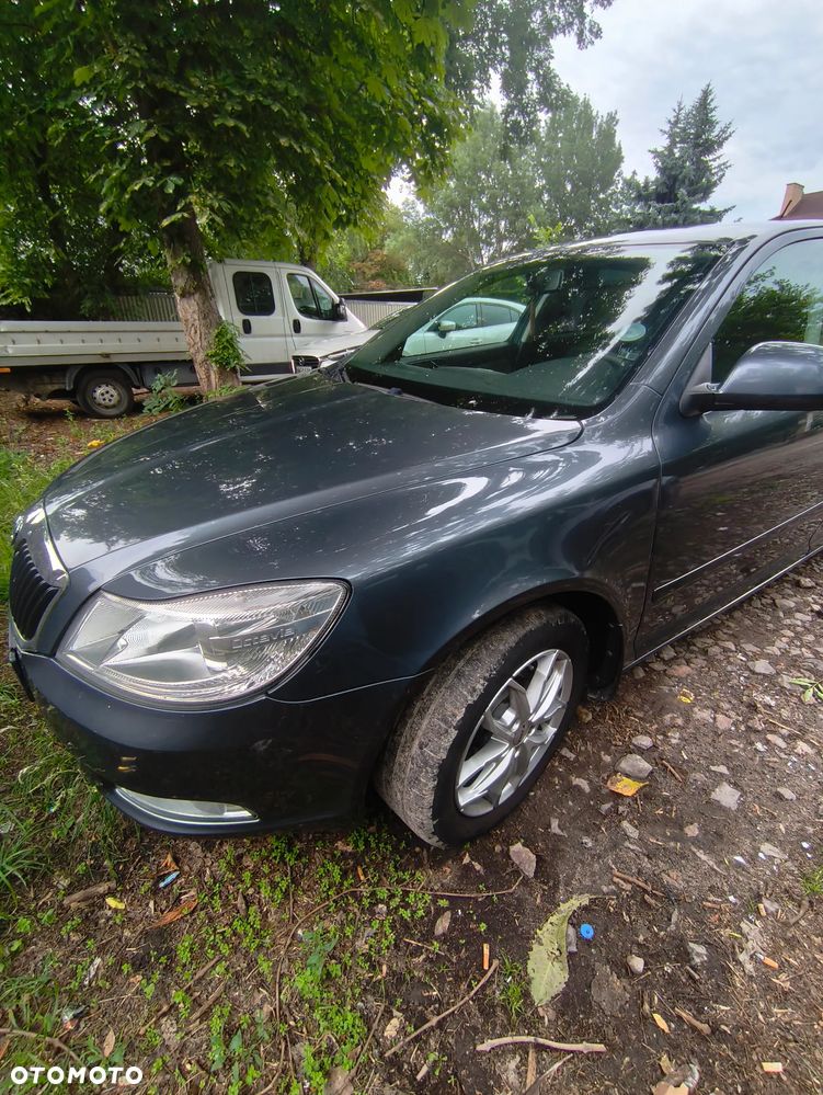 Skoda Octavia 1.6 - 10