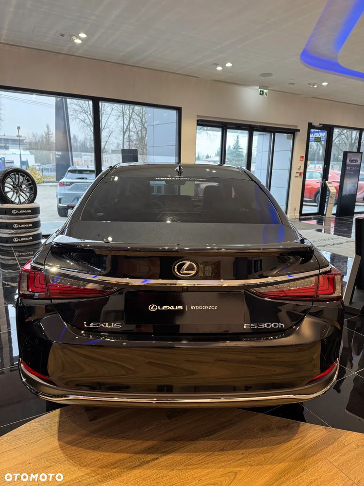Lexus ES 300h Prestige - 4