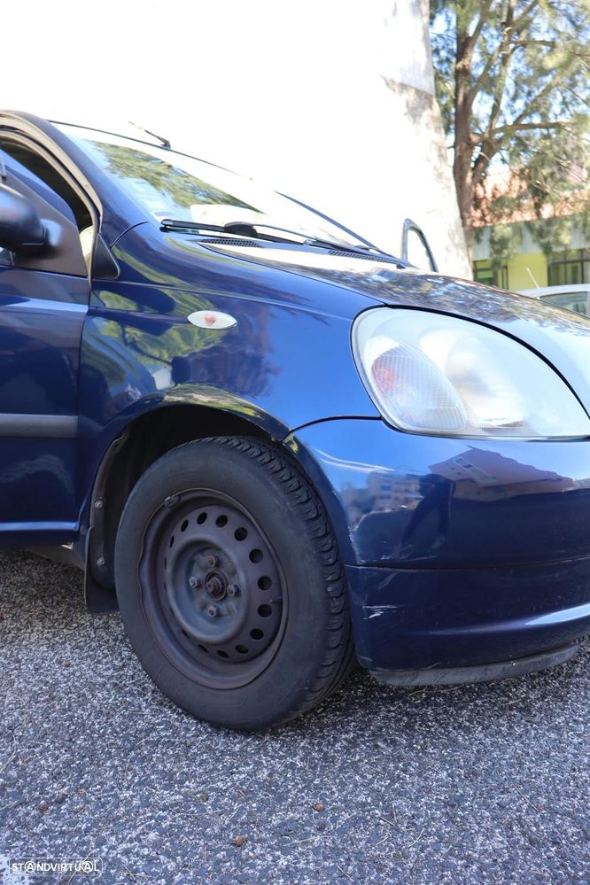 Toyota Yaris 1.0 Sol - 9