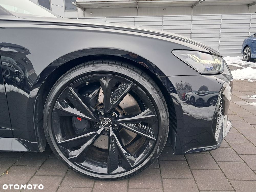 Audi RS6 Avant - 40