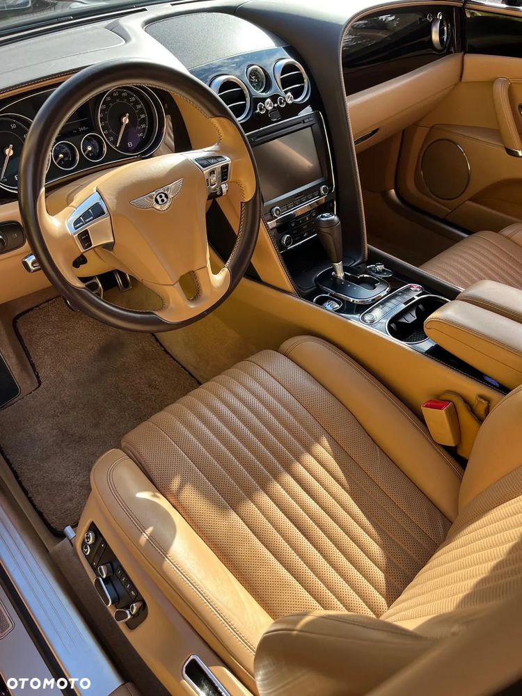 Bentley Flying Spur - 6
