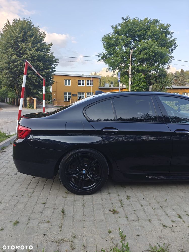 BMW Seria 5 525d - 18