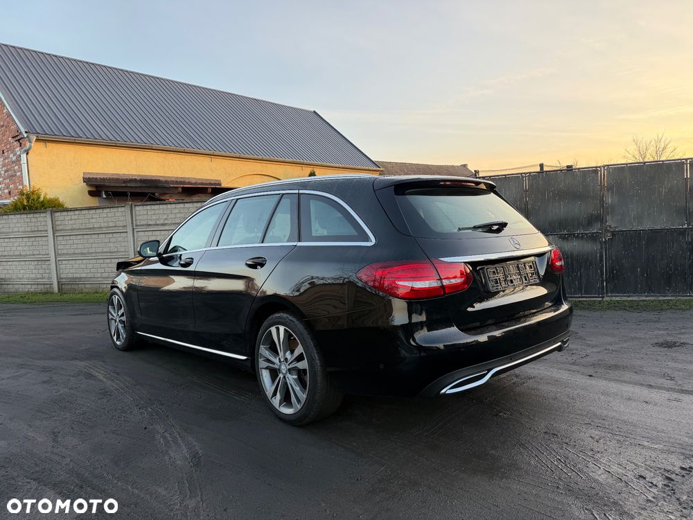 Mercedes-Benz Klasa C 220 CDI Avantgarde Edition - 1