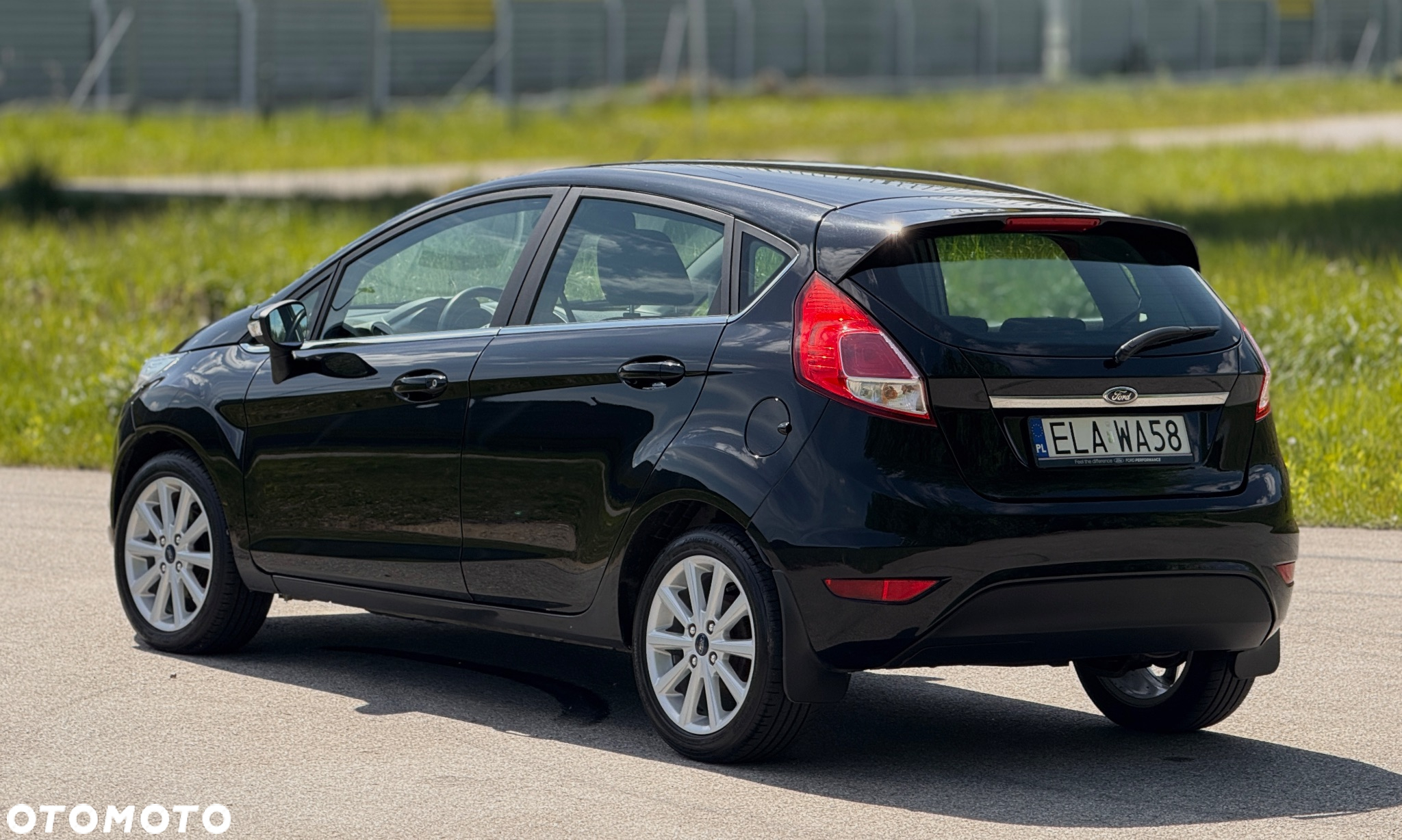 Ford Fiesta 1.0 EcoBoost S&S TITANIUM - 10