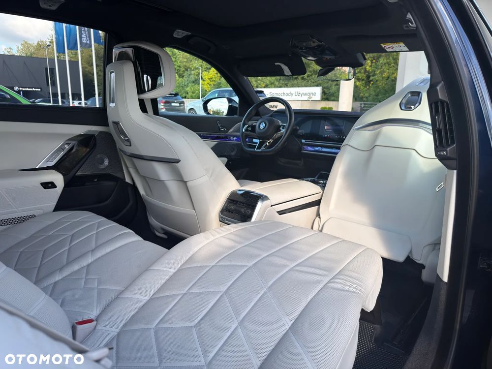 BMW Seria 7 740d xDrive mHEV M Sport sport - 18