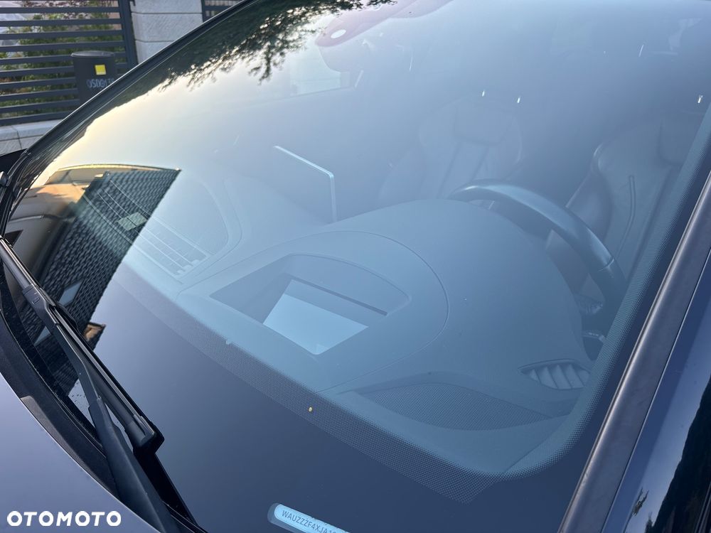 Audi A4 Avant 2.0 TDI ultra S tronic sport - 40