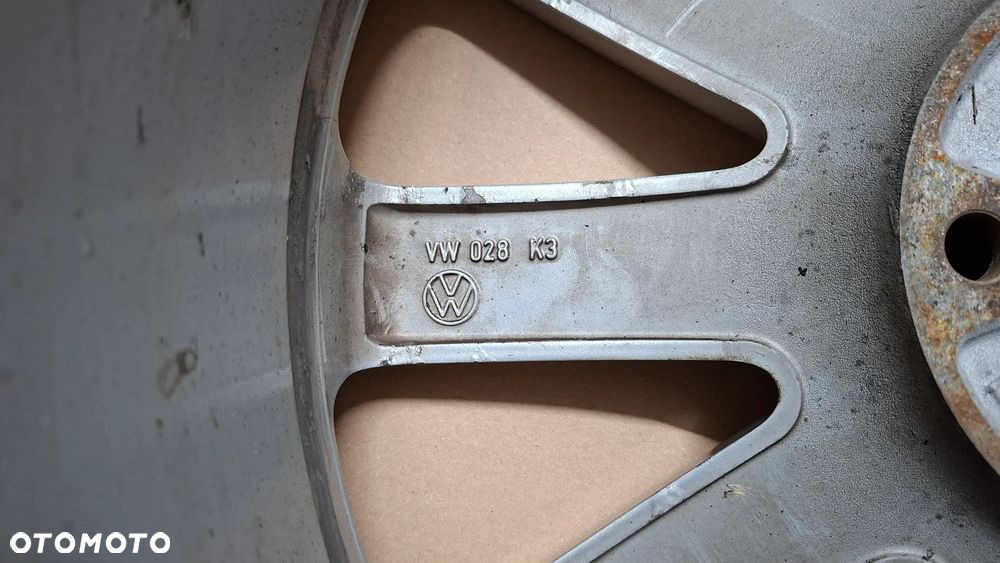 Felgi Aluminiowe 18 VW Passat B6 B7 5x112 ET 44 Omanyt - 15