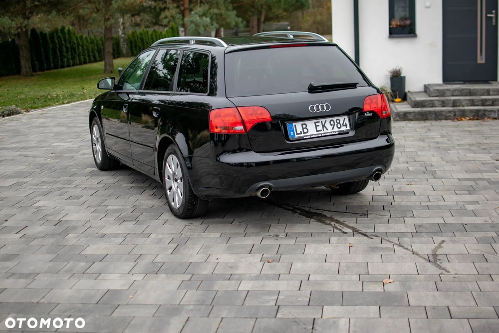 Audi A4 Avant - 11