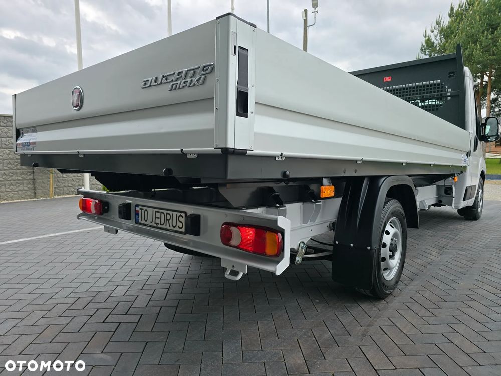 Fiat DUCATO MAXI 1435Kg Ładownoś 8-PALET 140KM SALON PL 50 Tyś Km SERWIS DO OSTANIEGO Km STAN JAK NOWY TEMPOMAT KLIMA RADION DOTYKOWE OPONY ZIMA LATO - 27
