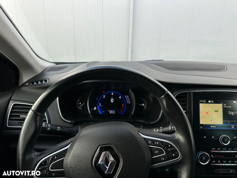Renault Megane BLUE dCi 115 LIMITED - 13