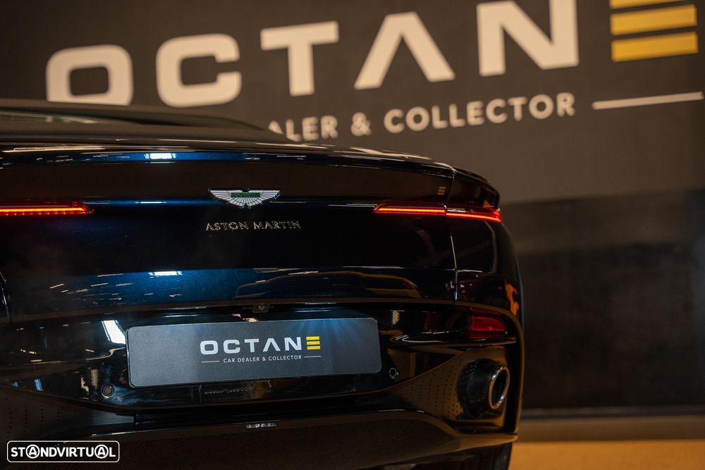 Aston Martin DB11 Volante V8 Auto - 10
