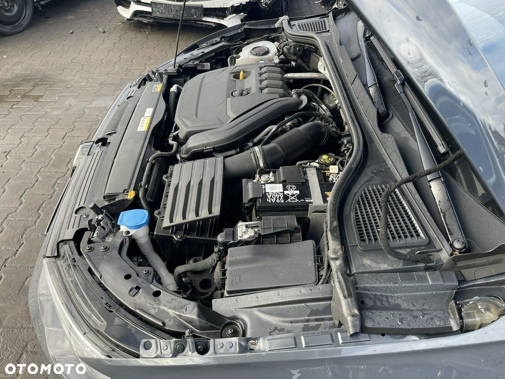 Volkswagen Golf 1.5 eTSI OPF DSG Move - 19