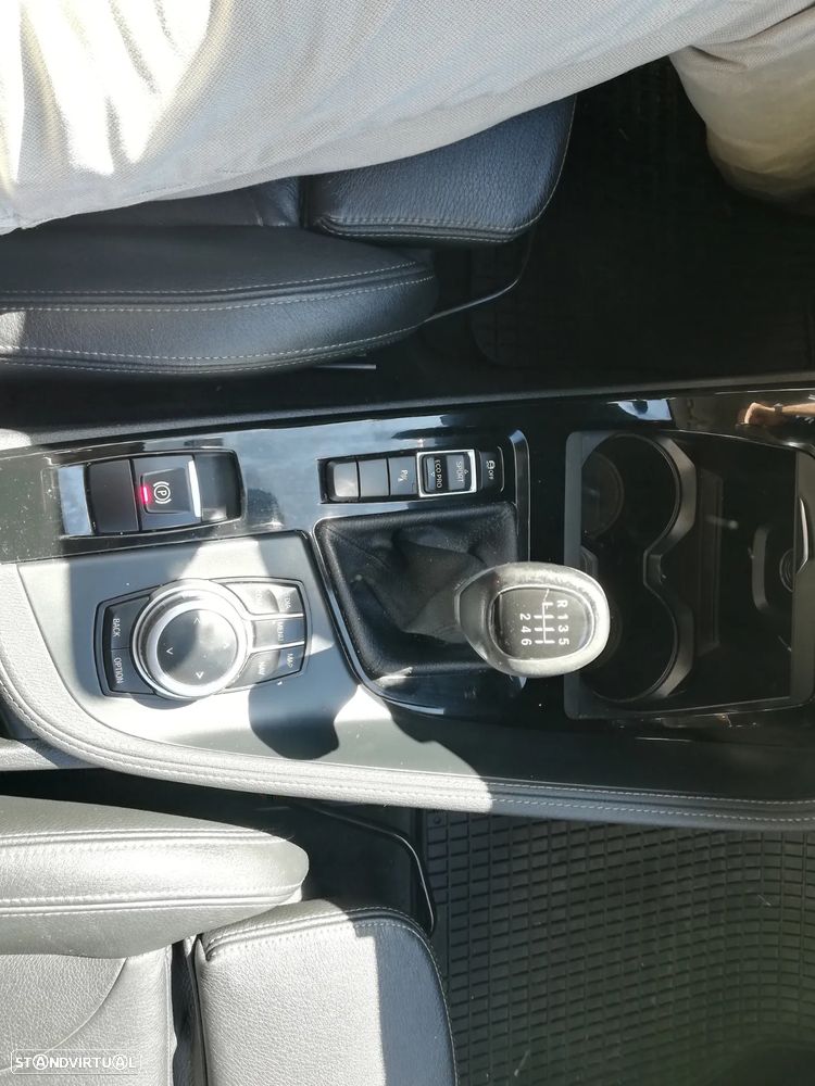 BMW X1 18 d sDrive Line Sport - 21