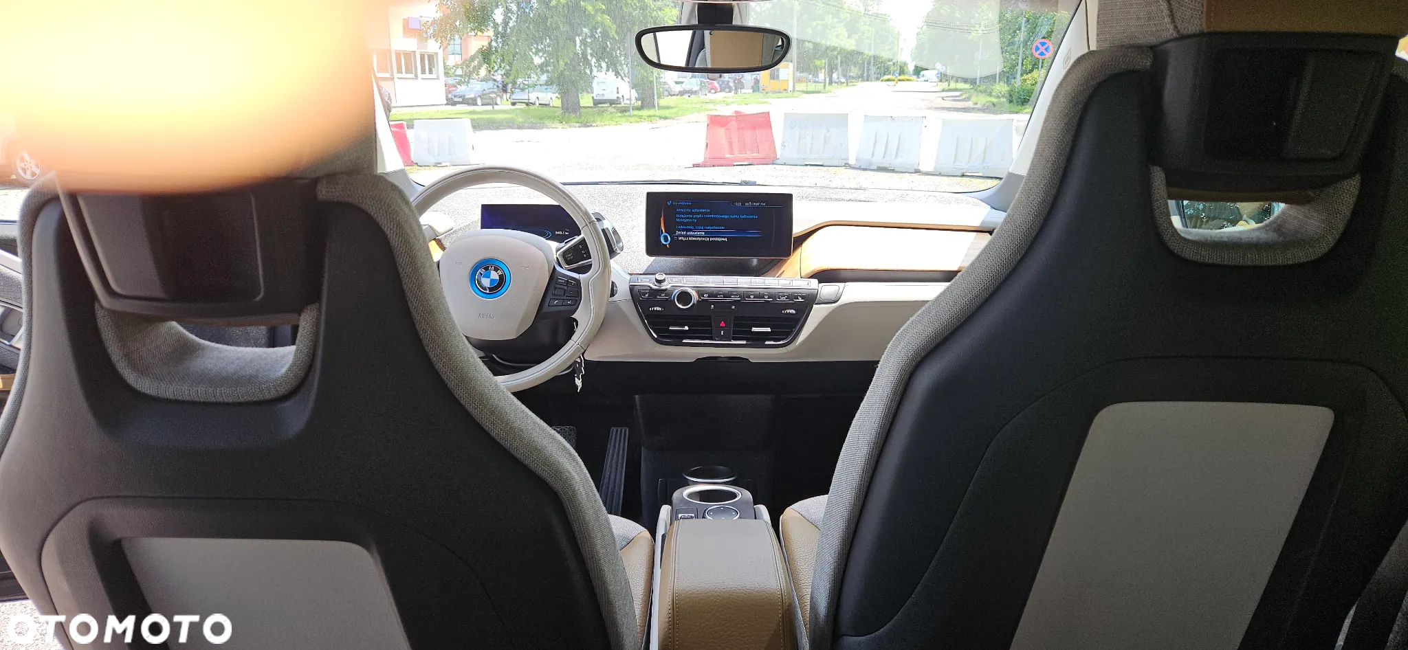 BMW i3 Standard - 26