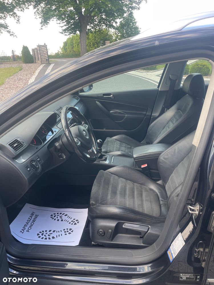 Volkswagen Passat 2.0 TDI DPF Highline - 11