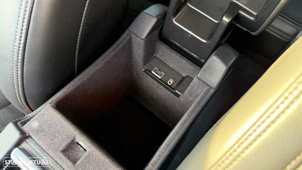 Volvo V60 2.4 D6 Momentum AWD Phev - 41