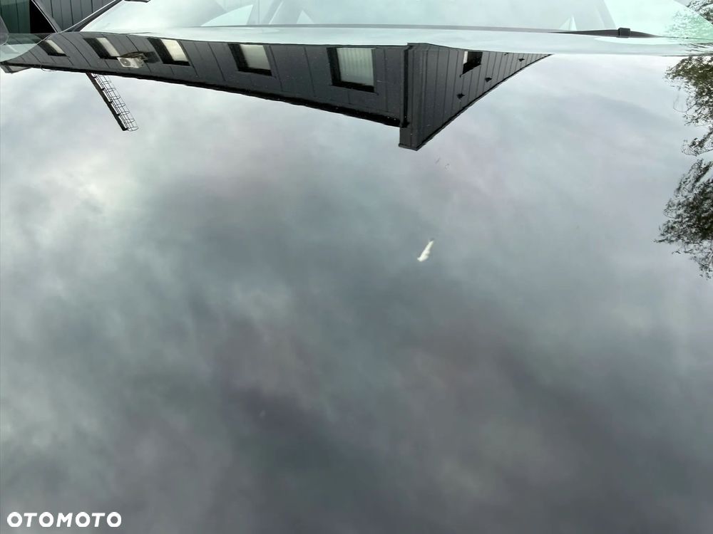 Tesla Model 3 - 21