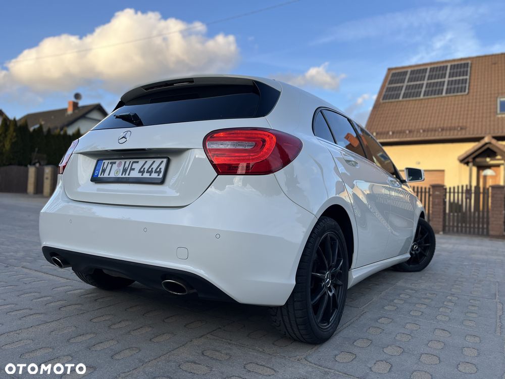 Mercedes-Benz Klasa A 180 7G-DCT Activity Edition - 36