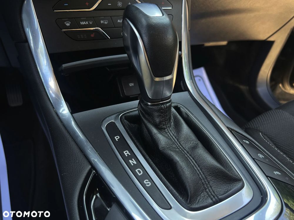 Ford S-Max 2.0 TDCi Titanium - 28